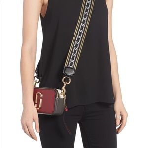 marc jacobs snapshot deep maroon
